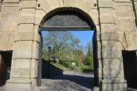 Praha - Vyšehrad - Průhled Leopoldovou branou